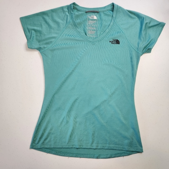 The North Face Wicking Short Sleeve Running Top T-Shirt Grind Activewear Green - Picture 2 of 8